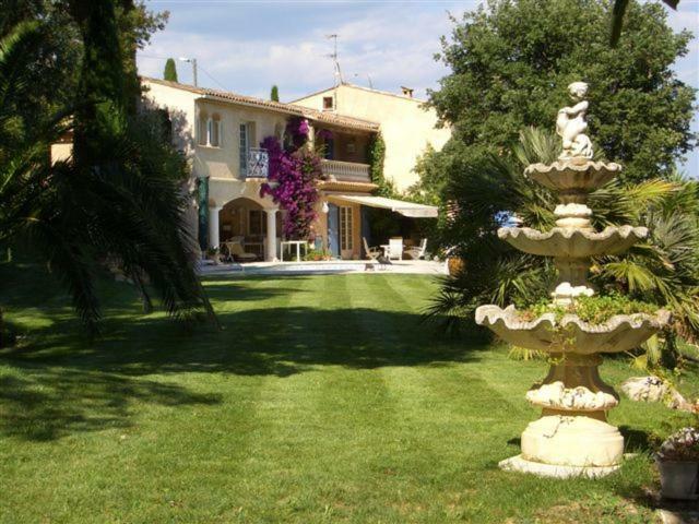 La Grimaudiere Auribeau-sur-Siagne Exterior foto